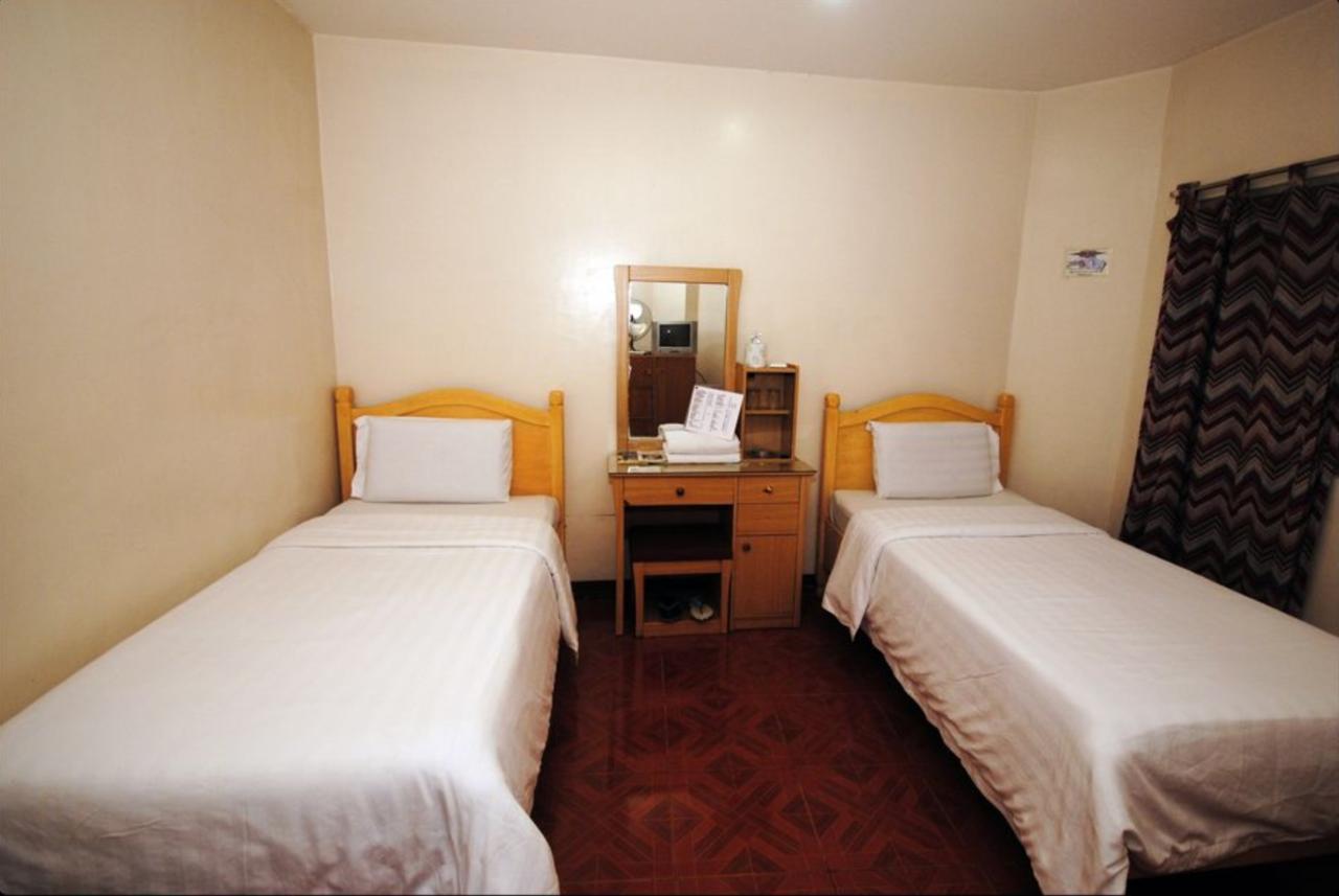 2 Single Bed or Twin Bed,656728476:JPEG